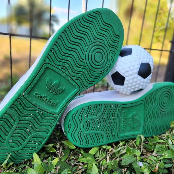 Adidas Rod Laver Vintage Sneaker M10.5- WHITE/COLLEGIATE GREEN - Picture 2 of 6